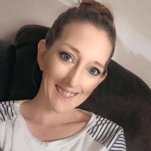 Meet your Posher, Robin